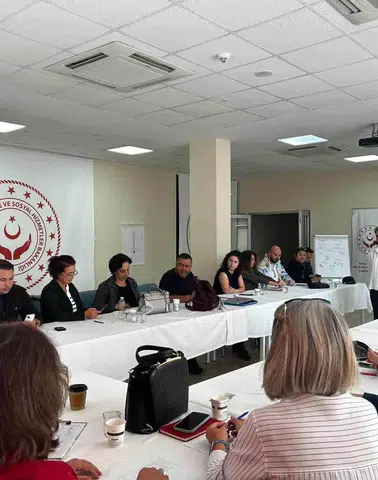 Muğla'da hizmet anlayışı değişiyor: Kamu personeline kapsayıcı yaklaşım eğitimi