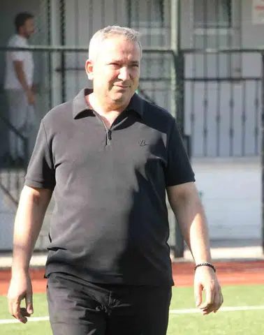 Denizli İdman Yurdu'nda 'Devir' Gerilimi Büyüyor: Kurucu Başkan Gürel, Yönetimi Yargıya Taşıdı