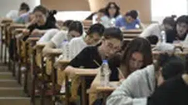 Milyonlarca aday bugün YKS de ter dökecek