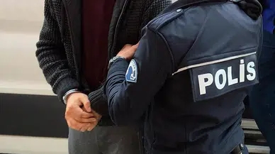 İzmir'de Kaçak Bahis Çetesi Çökertildi: 20 Gözaltı!