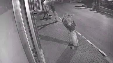 İzmir'de bıçaklı saldırganın tahliyesi mahkemece iptal edildi, yeniden tutuklandı