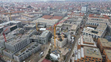 Başkan Taşkın, Akpınar Çarşı Merkezi’nde incelemelerde bulundu