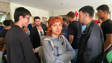 CHP Rozet Töreni'nde 950 TL'lik Figüran Skandalı: Cast Ajanslarıyla Prova Gerçekleştirildi