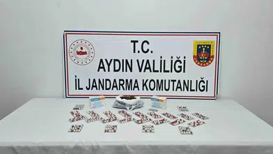 Kuşadası’nda zehir tacirlerine jandarma darbesi: Çok sayıda uyuşturucu madde bulundu