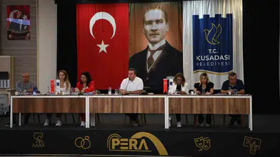 Kuşadası'nda tapu nöbeti: Belediye mülkleri için hukuk savaşı başlıyor