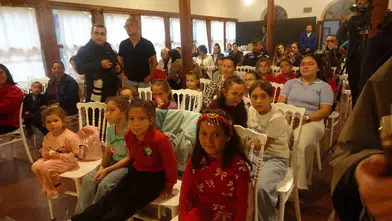 Başkan Aras'tan kız çocuklarına çağrı: Hayalleriniz için sınırları aşın