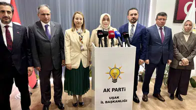 Özlem Zengin’den Uşak’ta vizyon mesajı: Türkiye’nin geleceğine yön vermeye kararlıyız