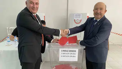 Alaşehir Ticaret dünyasında bayrak değişimi: 16 yıllık dönem oy birliğiyle noktalandı