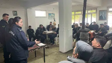 Afyonkarahisar'da jandarmadan silah sahiplerine güvenlik eğitimi: Kaza riskine karşı önlem