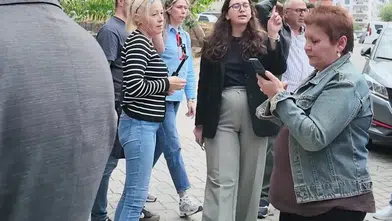 Siyasetin gölgesinde site kavgası: Basın açıklamasına gürültü baskını