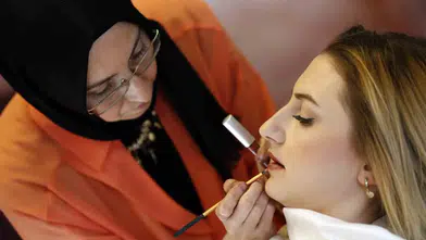 Güzellik sektöründe kariyerin kapıları Sultanhisar’da açılıyor