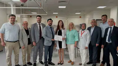 Kütahya Şehir Hastanesi’nde uzmanlık heyecanı: Dr. Ayşe Tuğba Kurt artık cerrah