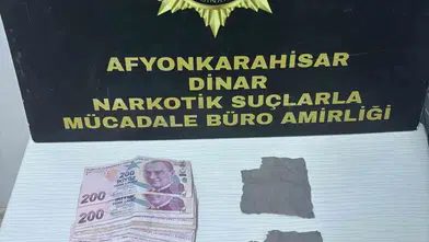 Sokak Satıcısına Geçit Yok: Peçeteye Emdirilmiş Uyuşturucuyla Yakalanan Zanlı Tutuklandı