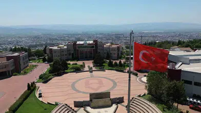 ADÜ’de Kayıt Hakkı Kazananlara Mazeret Müjdesi: Başvuru İçin Geri Sayım Başladı