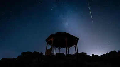 Binlerce yıllık lavların üzerinde gökyüzü dansı: Perseid yağmuru Kula’yı aydınlattı