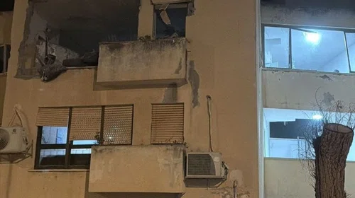 İran’dan İsrail’in kuzeyine yapılan füze saldırısı maddi hasara yol açtı