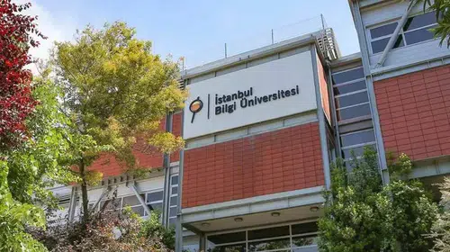 Türkiye'nin dördüncü vakıf üniversitesinin kapısına kilit vuruldu