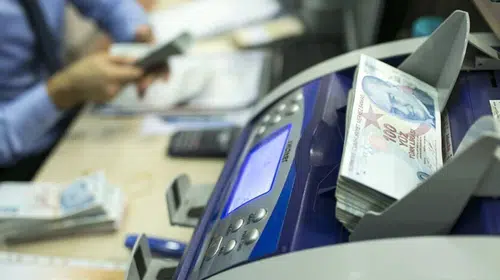 KKM bakiyesi geriledi, tüketici kredileri tutarı yükseldi