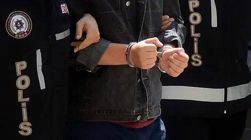 Fransa'nın peşindeki uyuşturucu zanlısı MİT ve polisin operasyonuyla yakalandı