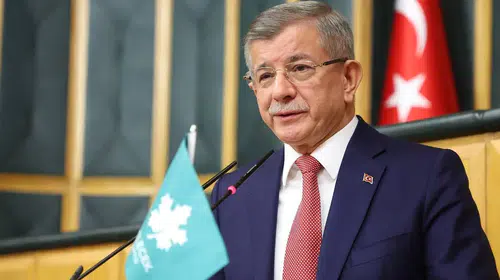 Davutoğlu'nun parti birleşme müzakereleri sonuçsuz kaldı, siyasetten çekilme kararı alıyor