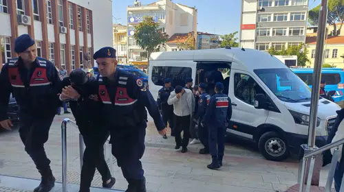 Aydın’da zehir tacirlerine büyük darbe: 98 gözaltı adliyeye sevk edildi