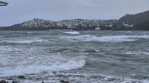 Bodrum deniz ulaşımında fırtına engeli: Seferler durduruldu