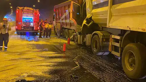Selatin Tüneli'nde korkutan kaza: Tırlar birbirine girdi