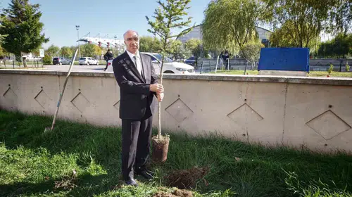 Afyonkarahisar’da gençler geleceğe nefes olmak için sahaya indi
