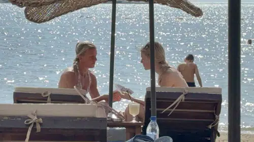 Bodrum'da mevsimler şaştı: Ekim sonunda plajlar doldu taştı