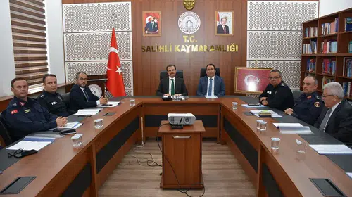Manisa'da KPSS mesaisi: Binlerce aday için kritik hazırlıklar masaya yatırıldı