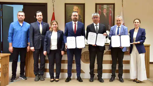 Geleceğin siber savunucuları Muğla’da yetişecek: 2027 vizyonu için imzalar atıldı