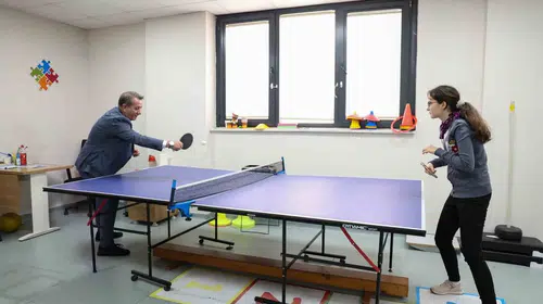Raketi elinden bırakmadı, hayallerini üniversiteyle taçlandırdı