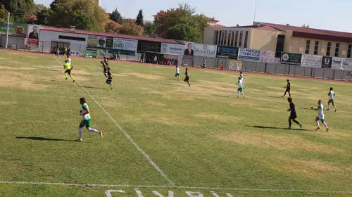 Yeşil Çivril Belediyespor'un evindeki ilk sınavı hüsranla bitti