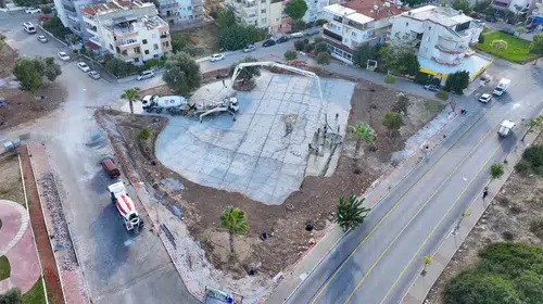 Didim’de gençlerin hayali gerçeğe dönüşüyor: Efeler’de beton döküldü
