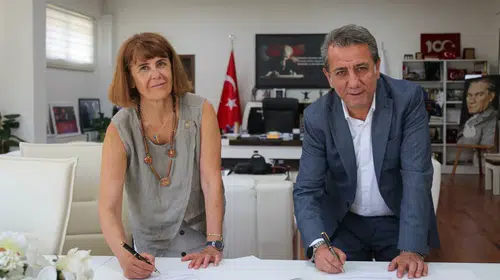 Efeler’de Cumhuriyet coşkusu: Atatürk Kültür Evi kapılarını açıyor