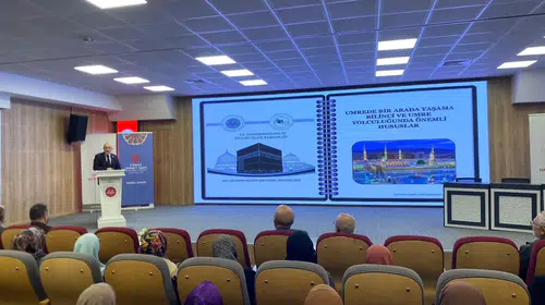 Denizli’den kutsal topraklara uzanan yolculuk: Umre adaylarına kapsamlı eğitim