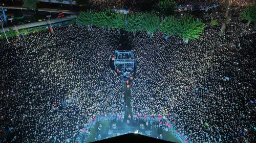 Aydın’da festival ateşi yakıldı: Tekstil Park’ta müzik ve Cumhuriyet coşkusu bir arada