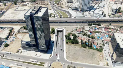 İzmir'in ulaşımında dev adım: Mürselpaşa'da kazma vuruldu