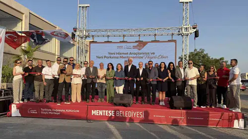 Menteşe'de çifte mutluluk: Hem yeni araçlar sahaya indi hem de vefa parkı açıldı
