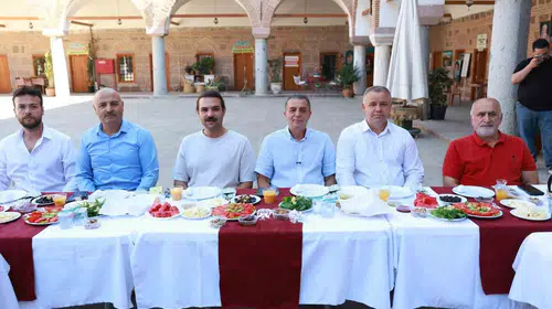 Kurşunlu Han’da sanat rüzgarı: Şehzadeler’de yeni dönem başlıyor
