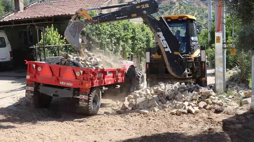 Nazilli’de hizmetin adresi değişti: Kırsal mahallelerde hummalı çalışma dönemi