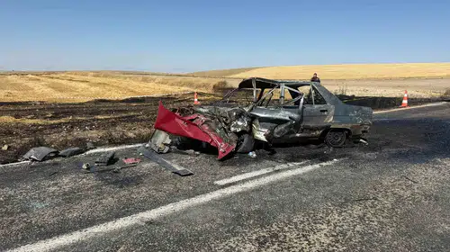 Emirdağ yolunda dehşet anları: Çarpışma sonrası araç alev topuna döndü