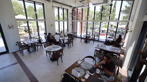 Denizli’de yeşil ile modern mimari buluştu: Yenişehir’in yeni yaşam alanı hizmette