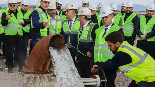 Tarımda modern dönem başlıyor: Dikili’de dev seralar için ilk imzalar atıldı