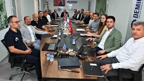 Denizli sanayisinde rota belli oldu: Yatırımcıya yeni kolaylıklar yolda