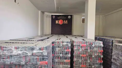 Uşak’ta zehir tacirlerine geçit yok: Binlerce içecek imha edildi