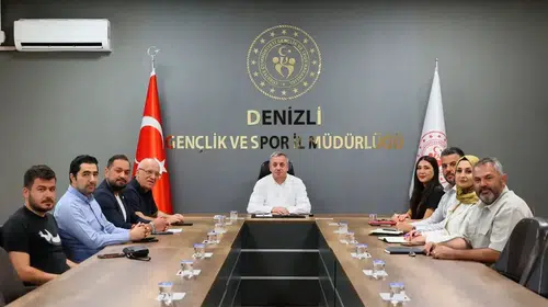 Denizli’de futbolun yol haritası çizildi: Yeni sezon için kritik zirve