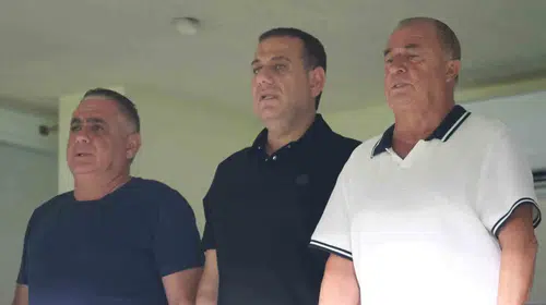 Bodrum'da futbol şöleni: Fatih Terim locadan takip etti