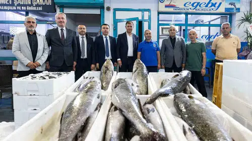 Tugay, Yeni Sezonun İlk Açık Artırmasında Balıkçıların Yanında