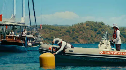 Fethiye'nin derinliklerinde gizli hazine: Ata Demirer ve Erkan Can'dan deniz ekosistemine destek